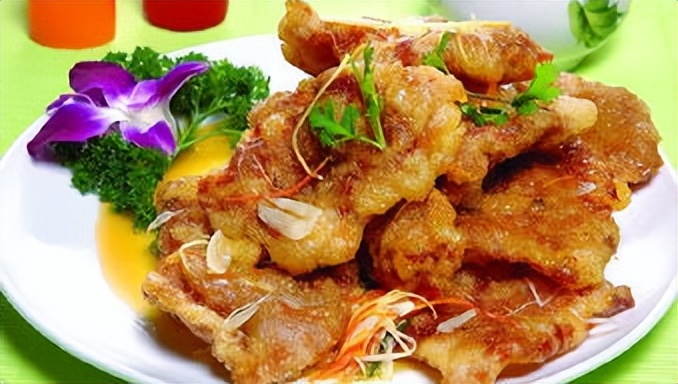 今天,就让我们一同品味这座城市的特色小吃,感受本溪的美食魅力.