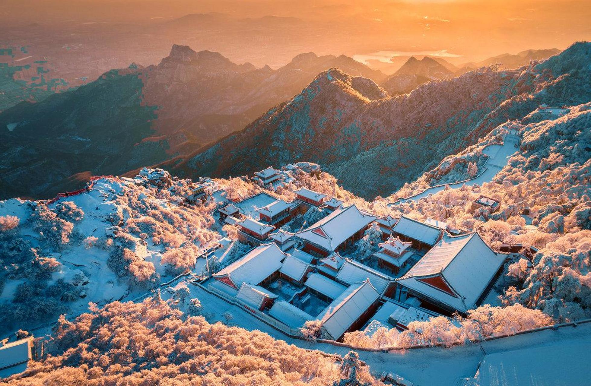 泰山雪景壁纸图片