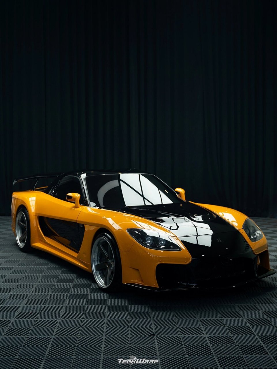 橙色恶魔mazda rx7 速度与激情橙黑配色  钢琴黑与赛车橙的完美结合