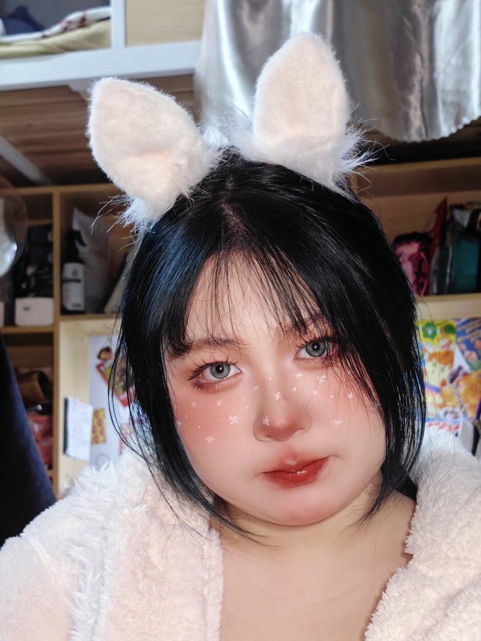 圣诞快来化兔子妆容!