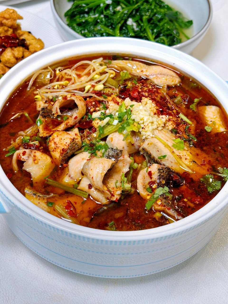 川菜  正文:  川菜,作为中国八大菜系之一,以其独特的麻辣风味和丰富