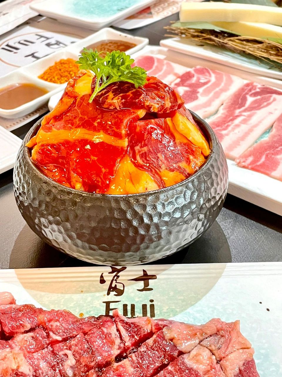 珠江路好吃的太多啦这家新开的富士烤肉8415我们真大一桌 人均60