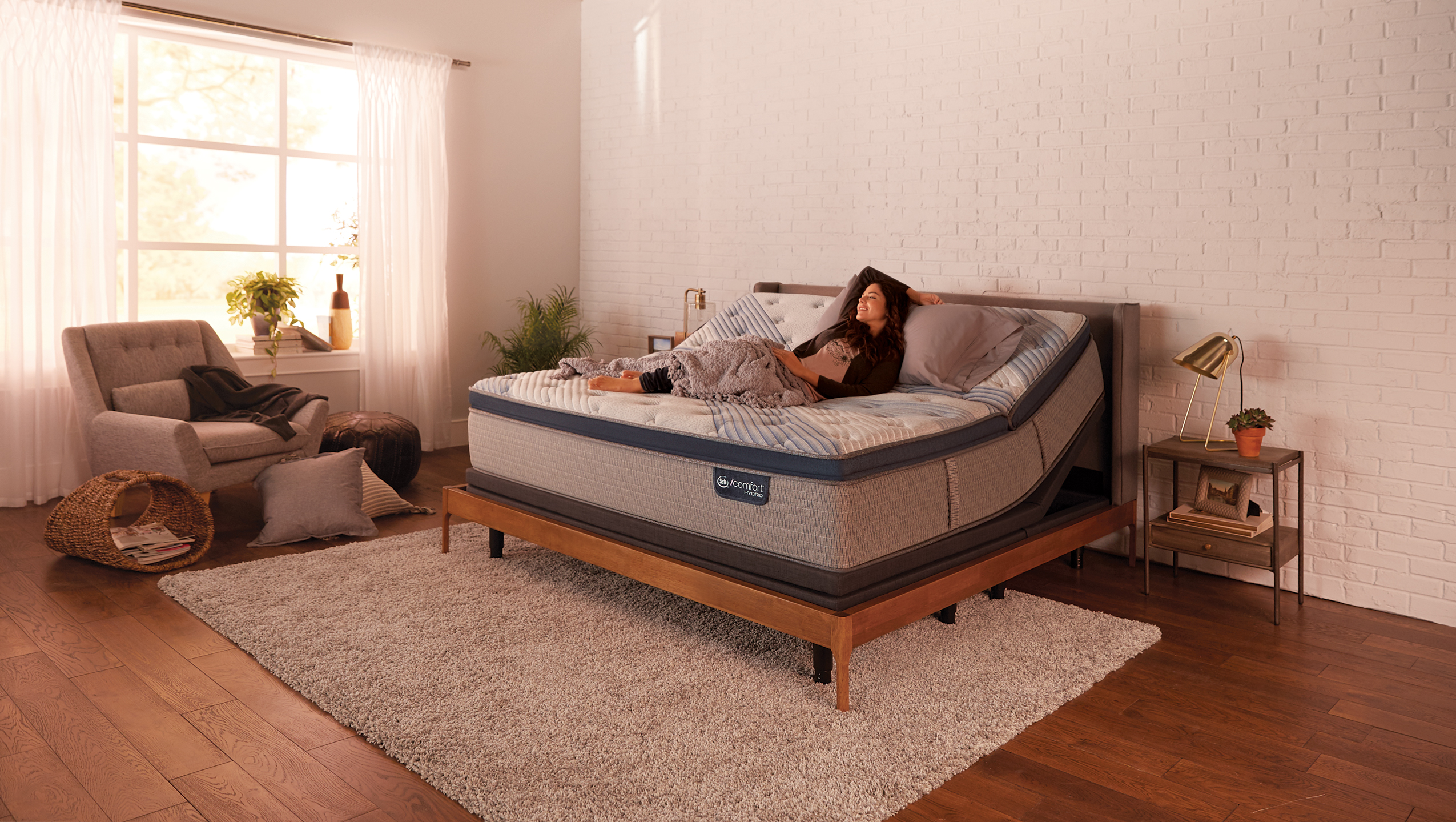 生活就像一面镜子,你对它微笑,它便会为你绽放欢颜