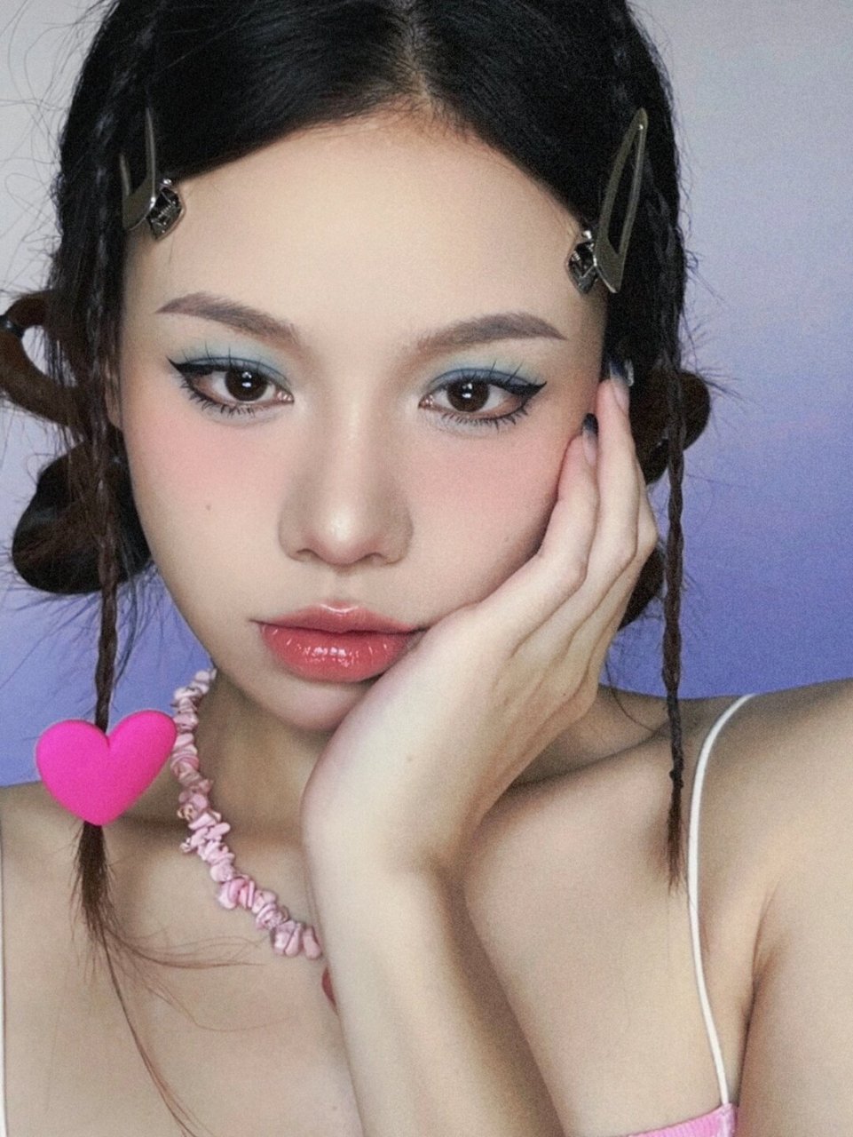 复制一段土味情话送我好吗  再次尝试小鞠的y2k千禧辣妹妆容,我深深地