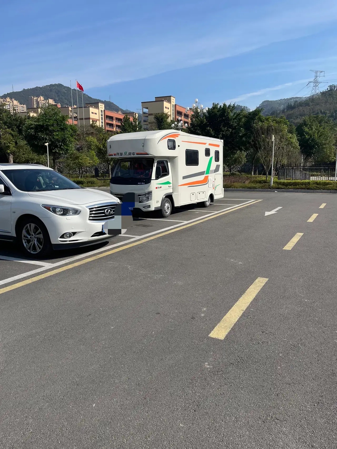 雅清房车