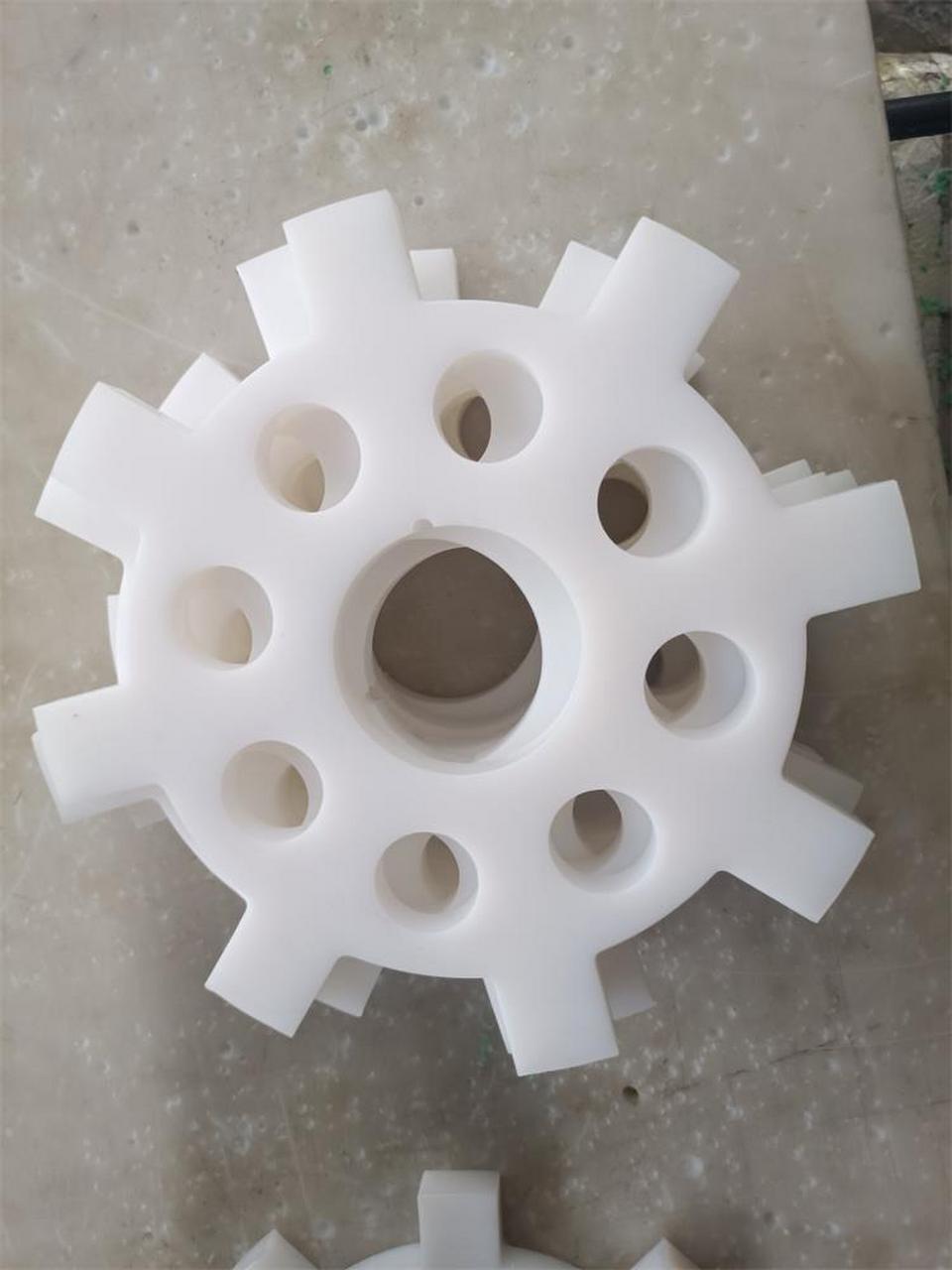 涂料厂用盘式砂磨机分散盘具有分散,混合,均质化和稳定性四大效果.