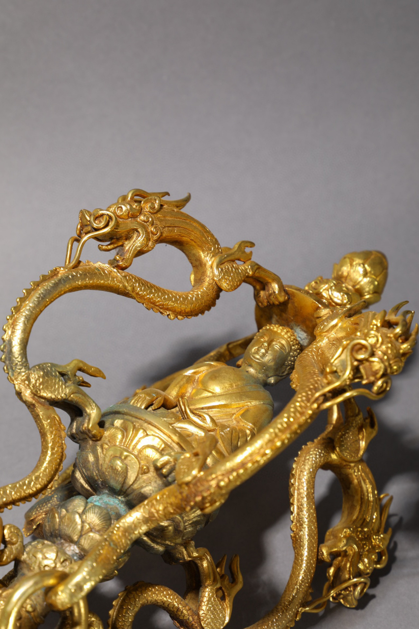 鎏金佛陀禅杖 尺寸:25.5×14.5厘米 重2820克