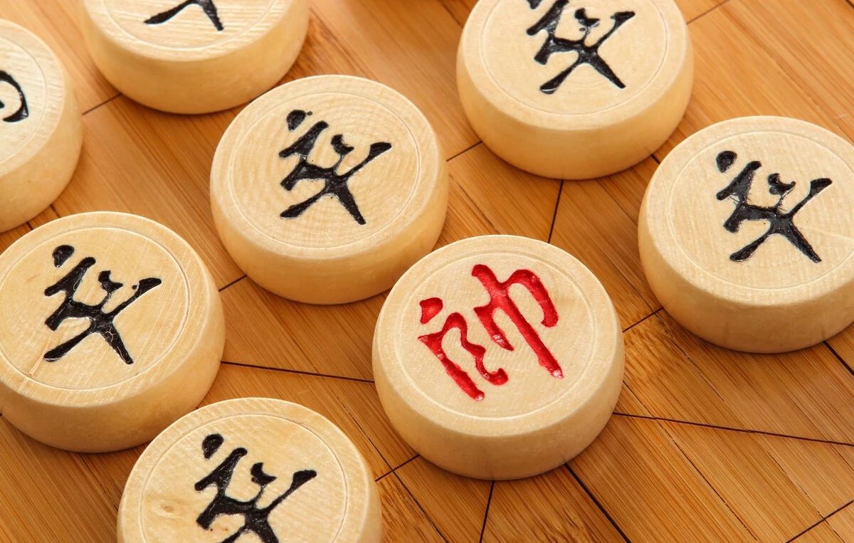 12月17日,本已圆满落幕的全国象棋民间棋王争霸赛,却因冠军的"浴缸门"