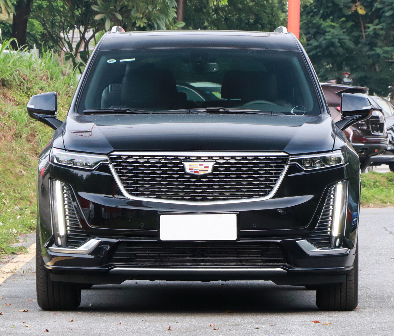 凯迪拉克xt6起售价41.97万,为何客户不买账?原因有这几点