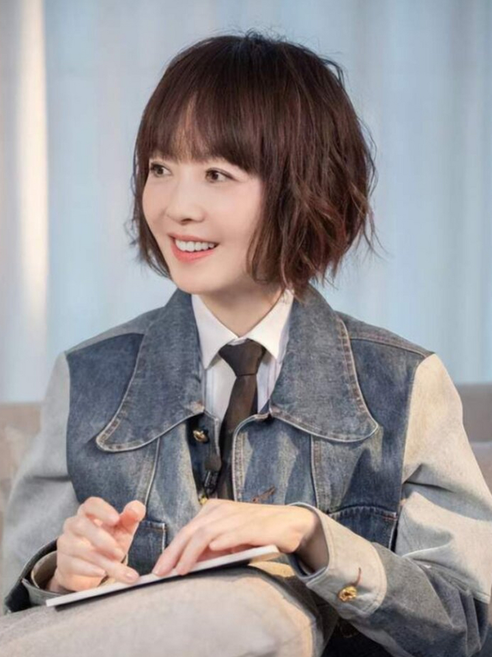鲁豫和阿云嘎早就在一起了? 陈鲁豫的感情生活可谓多姿多彩.