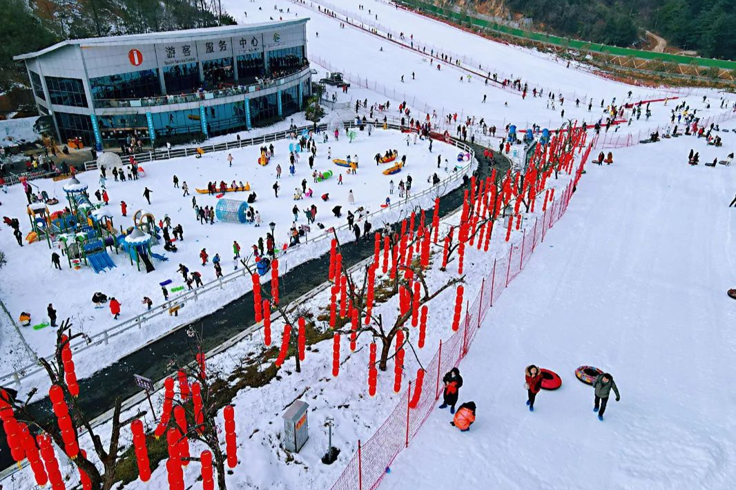 四川滑雪胜地图片