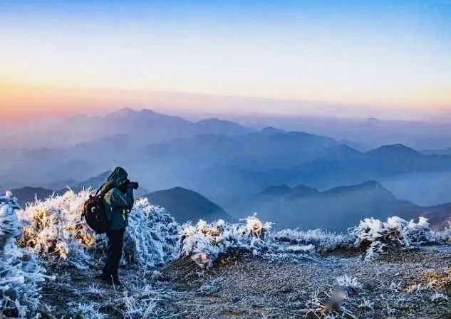 清远皇后山海拔图片