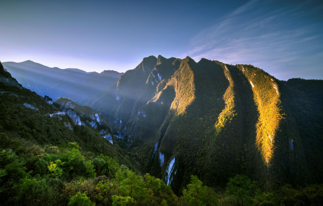 武陵山大裂谷景区入选"2023年重庆市放心消费创建示范单位"