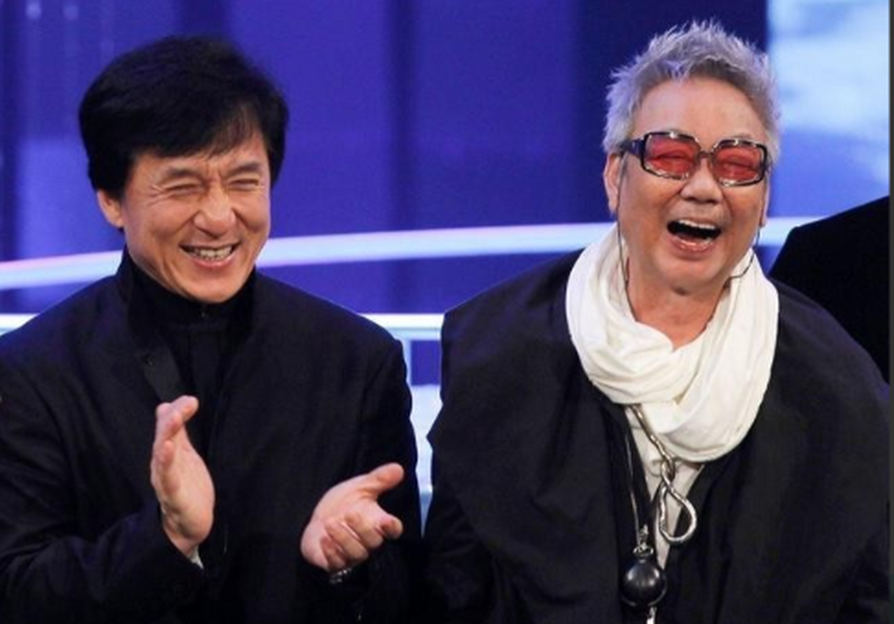 "  1993年,邓光荣和成龙曾经在一场电影的庆功宴上针锋相对.