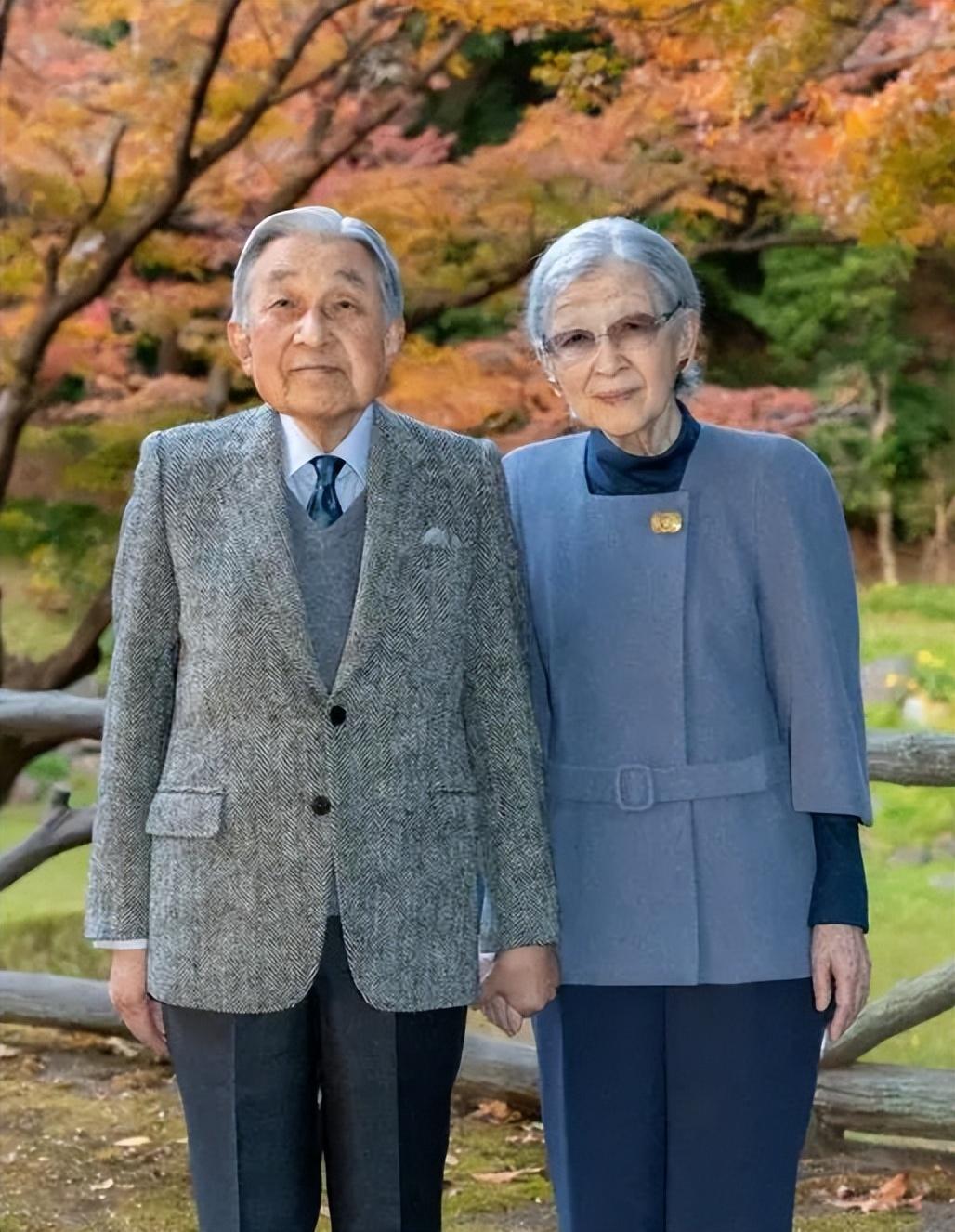 祸害遗千年?日本前天皇明仁迎来90岁生日,皇室歪瓜裂枣齐聚一堂
