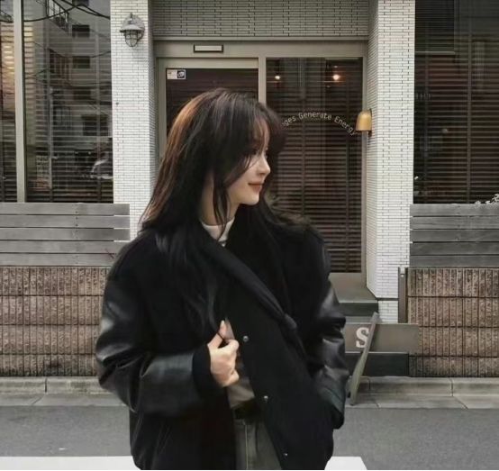 御妍苑:半永久纹绣这项技术已经得到了广泛应用,比如眉毛,嘴唇