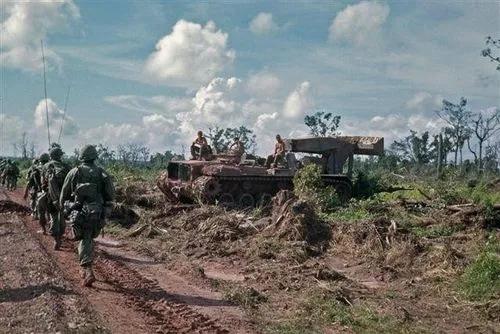 79年粟裕不主张出兵越南但战争开始后他却强调:至少要打到谅山