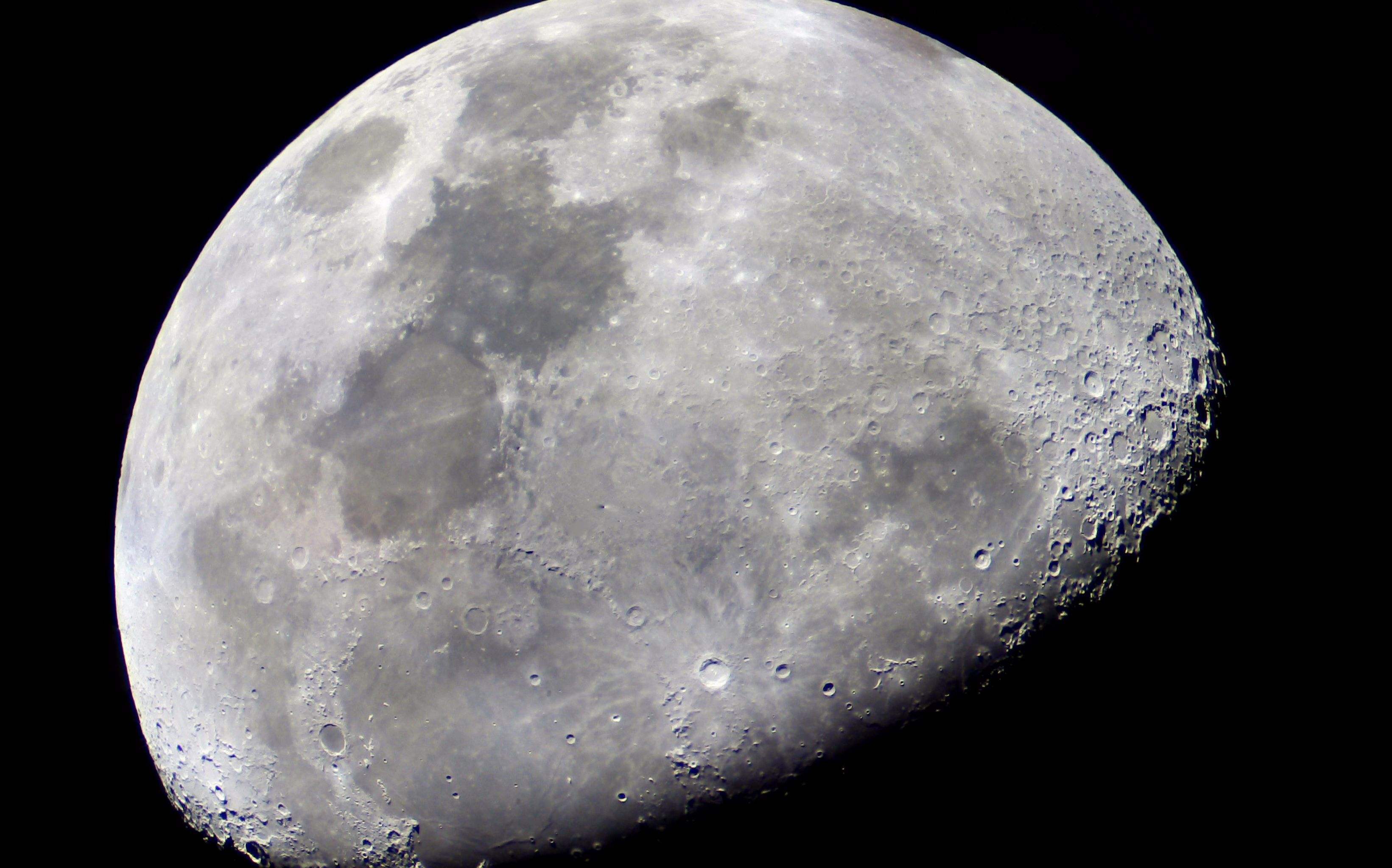 美国宇航员在月球上到底看到了什么?为什么人类不再登月?