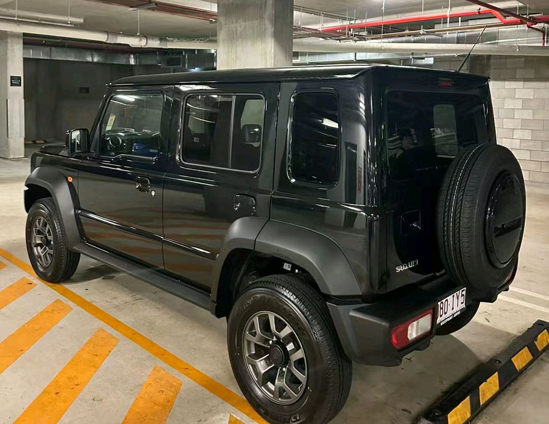 2024款铃木吉姆尼,五门版车型即将登场,空间更大更实用,不足20w