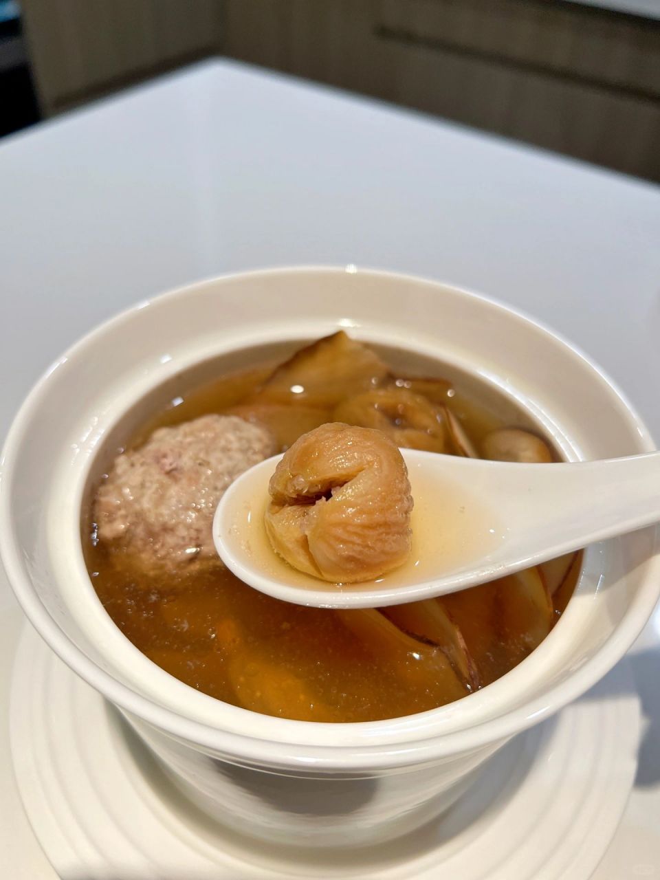 食补润肺养颜海底椰雪梨无花果炖瘦肉 食材瘦肉适量雪梨一个海底椰