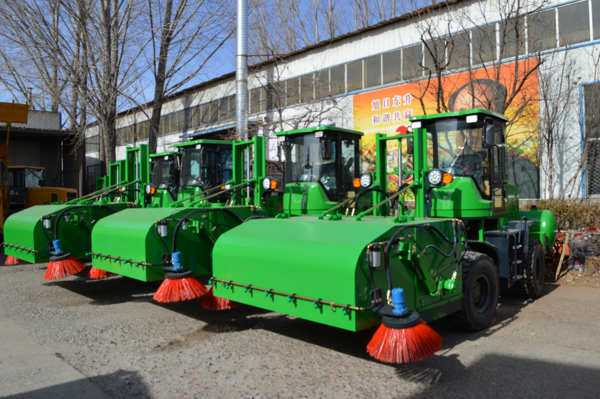 工地清扫机的维护和保养需要注意事项 工地清扫机的维护和保养是确保