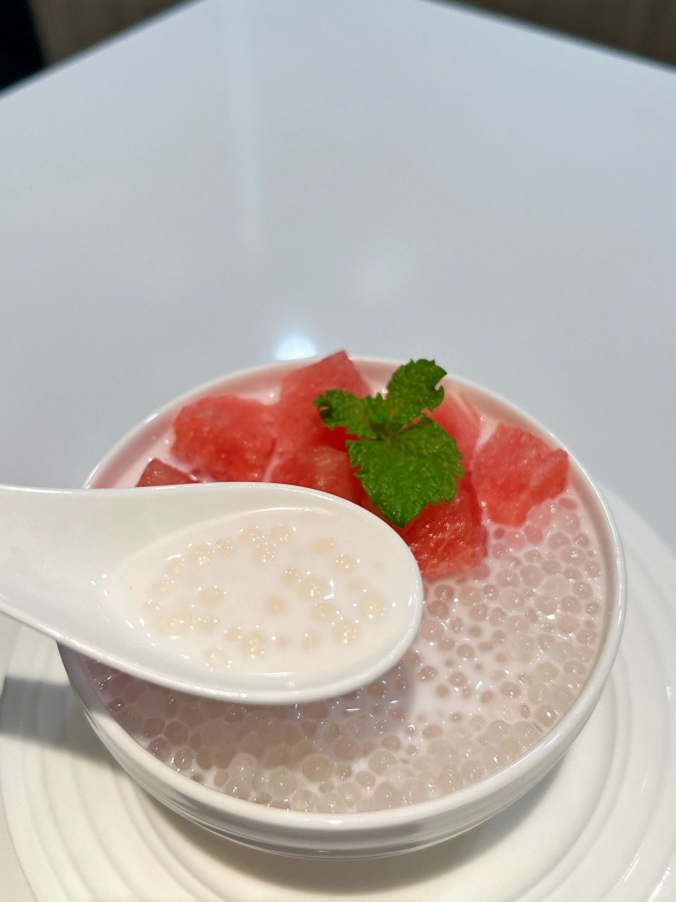 教你做清凉甜品西瓜椰椰西米露 食材西瓜适量西米三分之一 碗椰浆适量