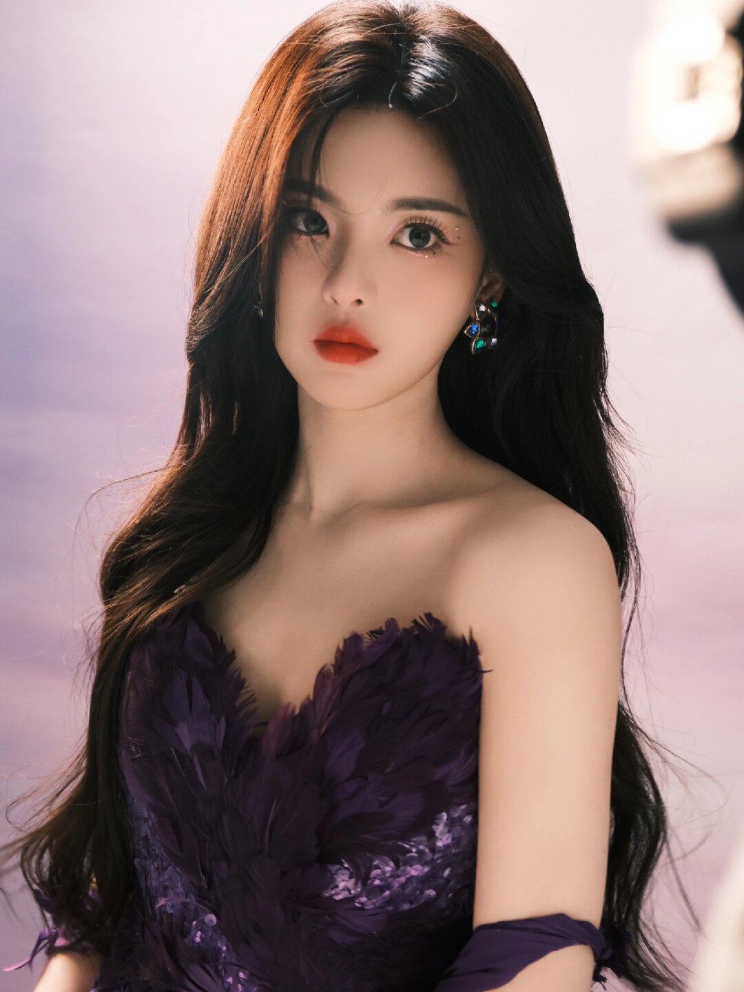 杨超越的人鱼妆简直是美翻了!快来欣赏这份美丽吧