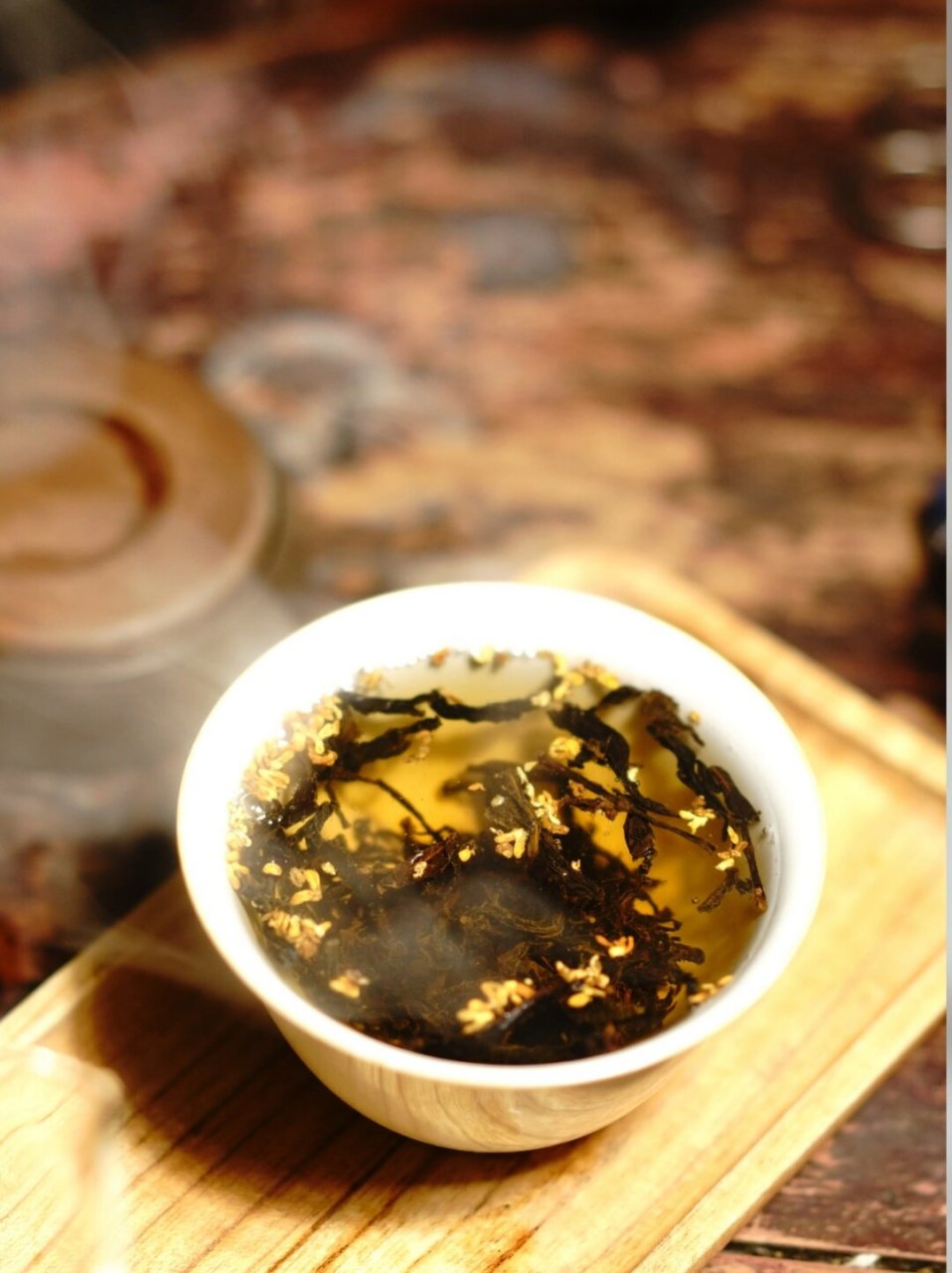 正山丹桂红  正山丹桂红,是一款独特的桂花红茶,产自武夷山国家公园