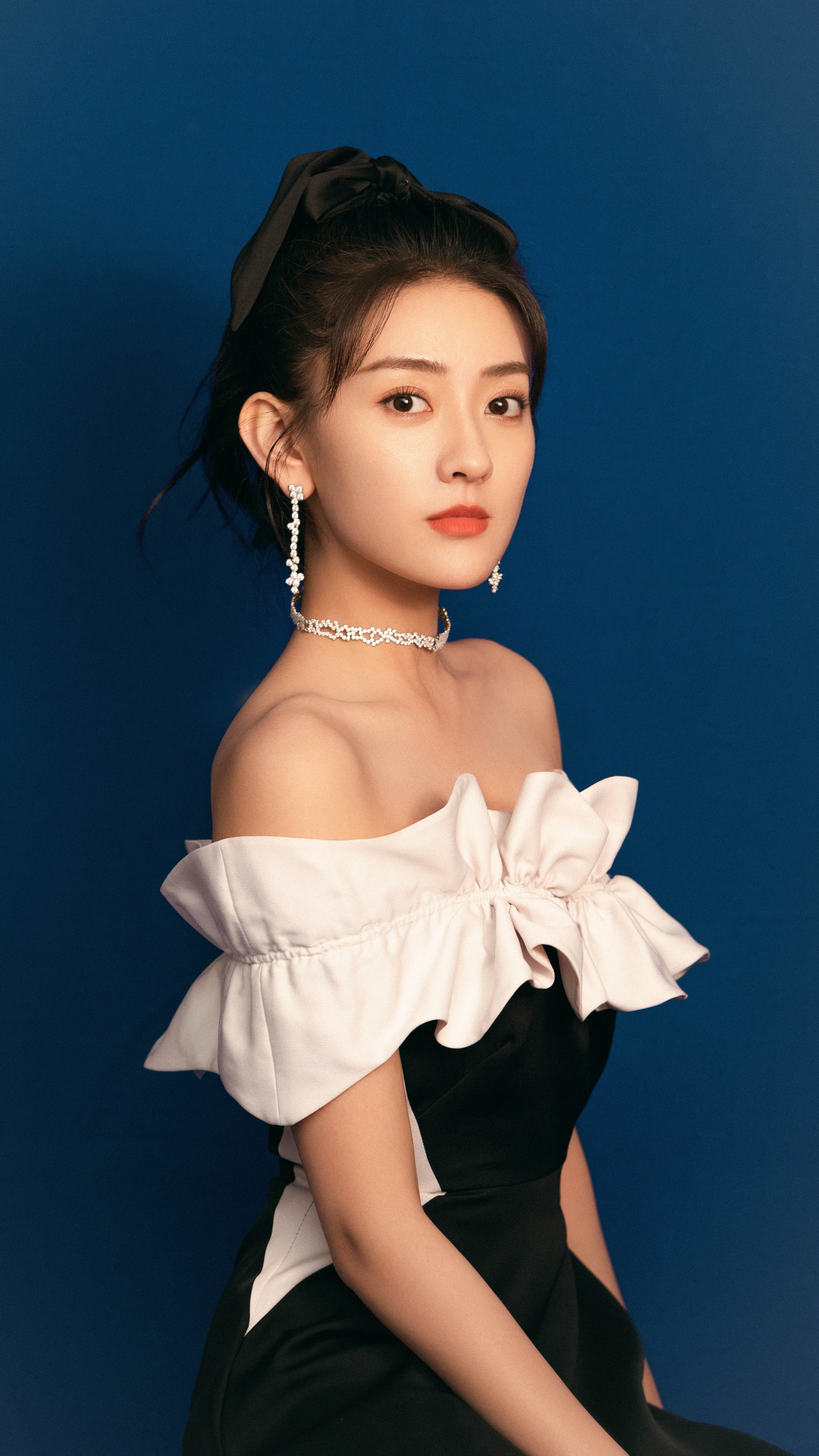 90后女演员梁洁