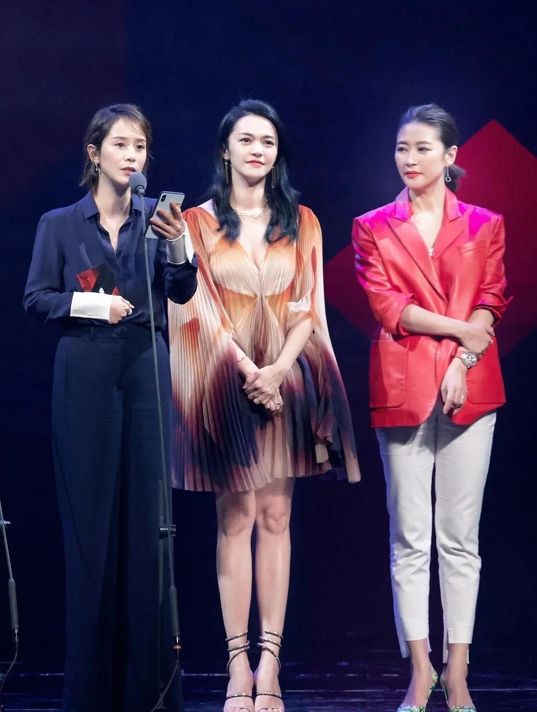 她们各自散发着独特的魅力,却又让人难以取舍.