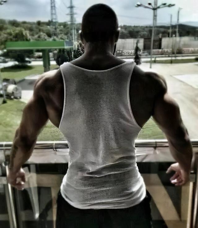 韩国肌肉女王的背阔肌秘诀,让你也能拥有强壮后背