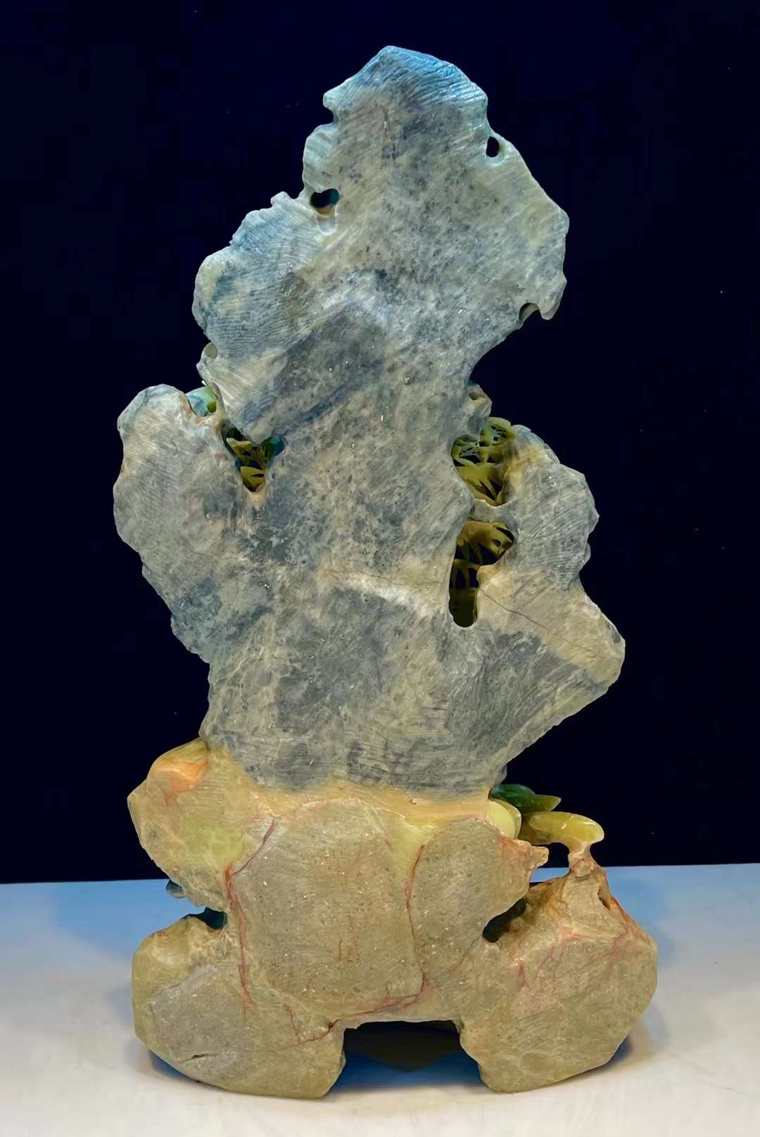 被誉为青田石的"四大名旦"之一——封门青