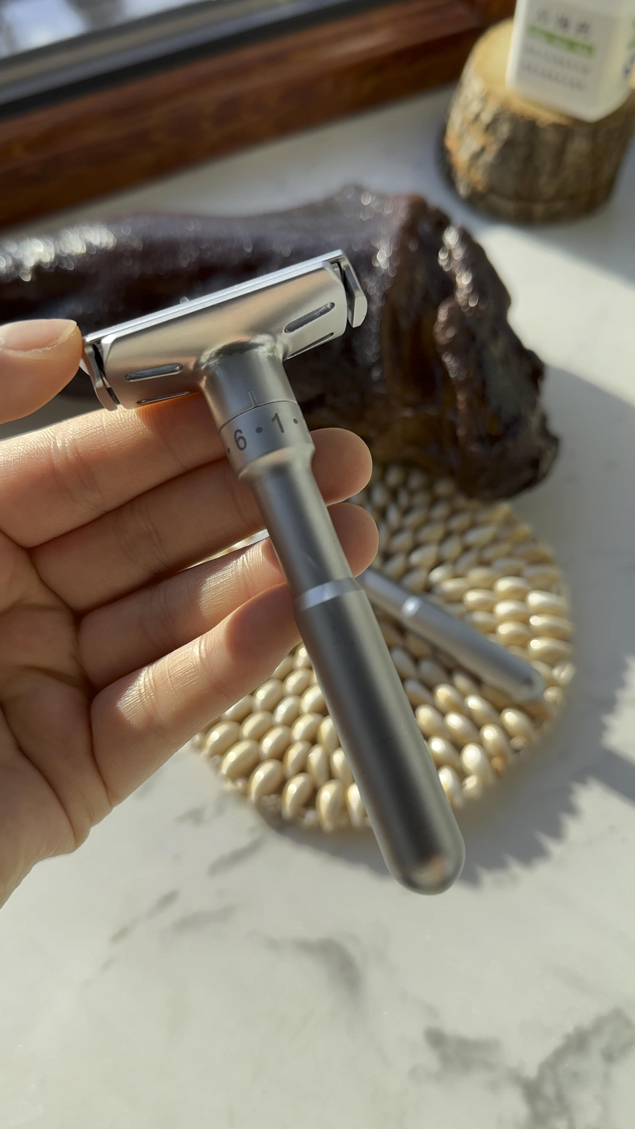 剃须刀手动刮胡刀男士可调节锋利度老式手动刮胡刀双面刀架修眉刀我