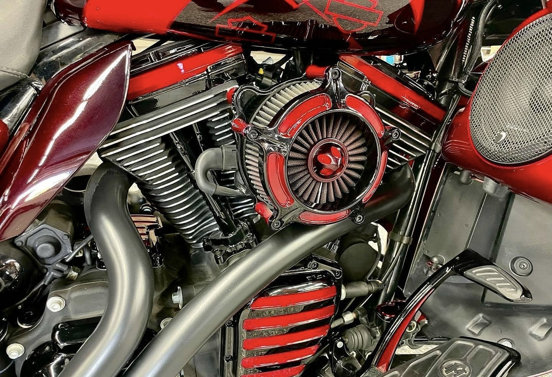 定制 | 红红火火过大年 哈雷双灯滑翔改装欣赏