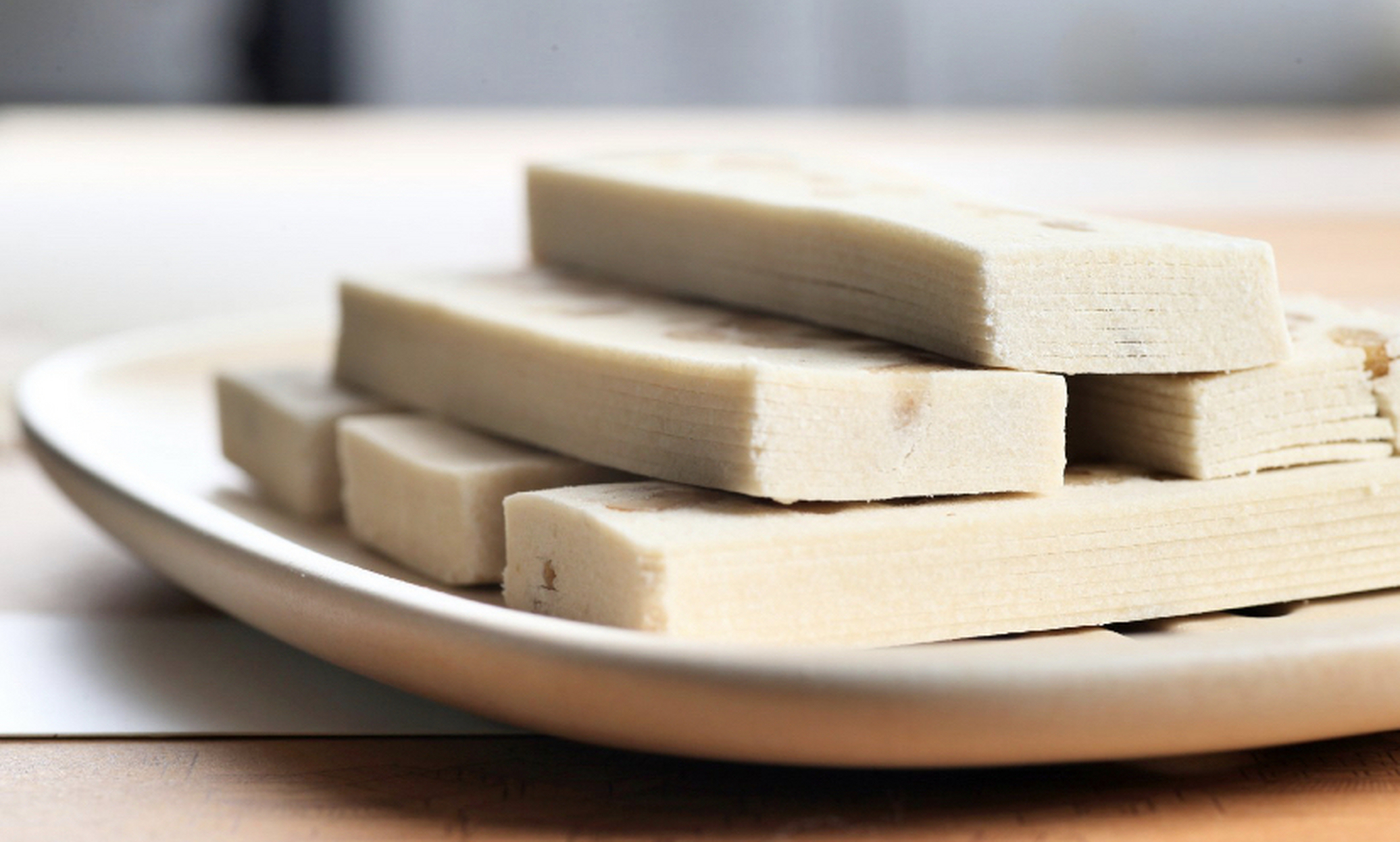 #重庆过冬怎么能没有# 合川桃片,作为重庆市合川区的传统特产之一,以