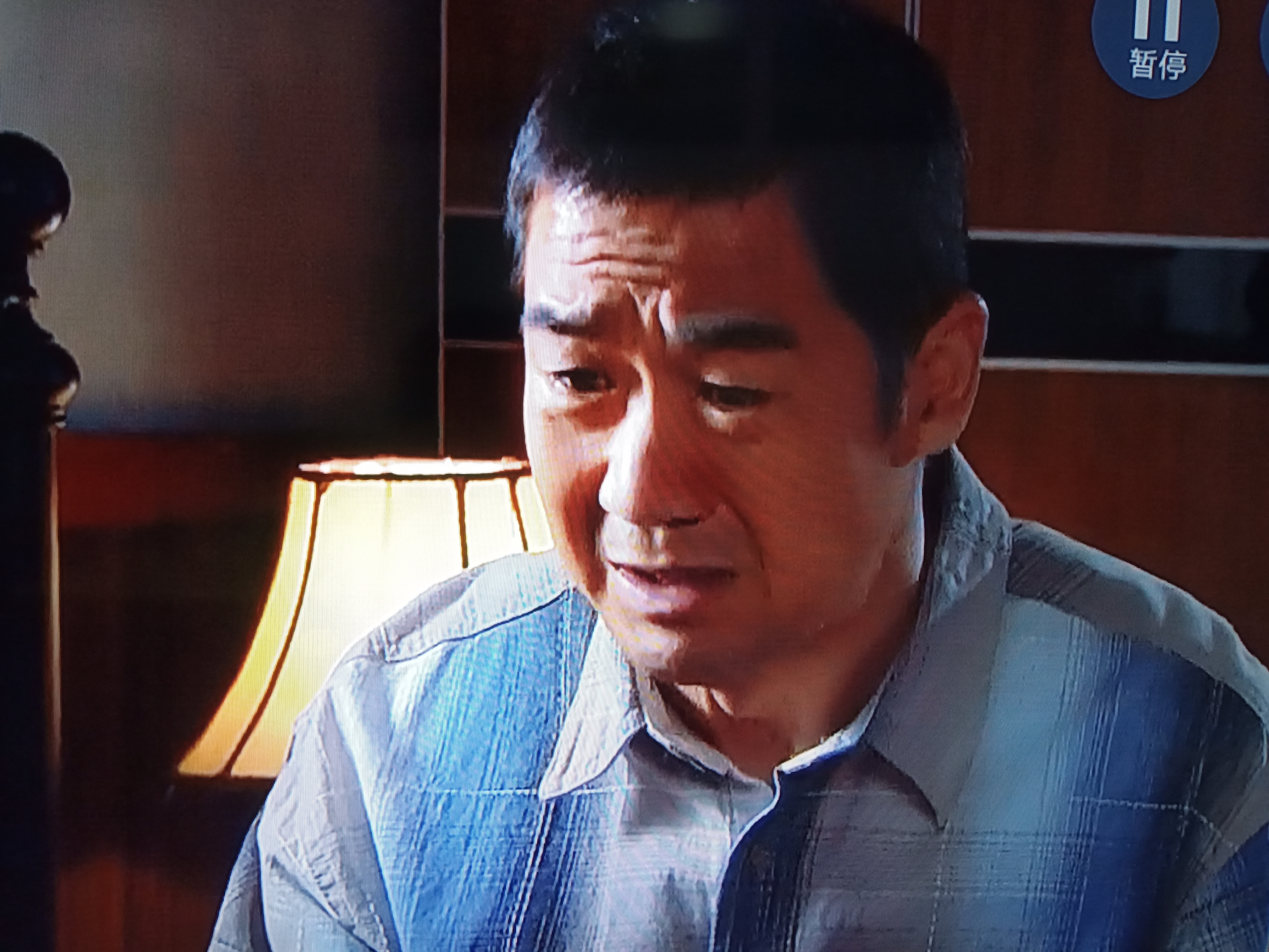 《抬头见喜》里,赵元甲和妻子淑恬结婚后没孩子,这天两人都在医院做