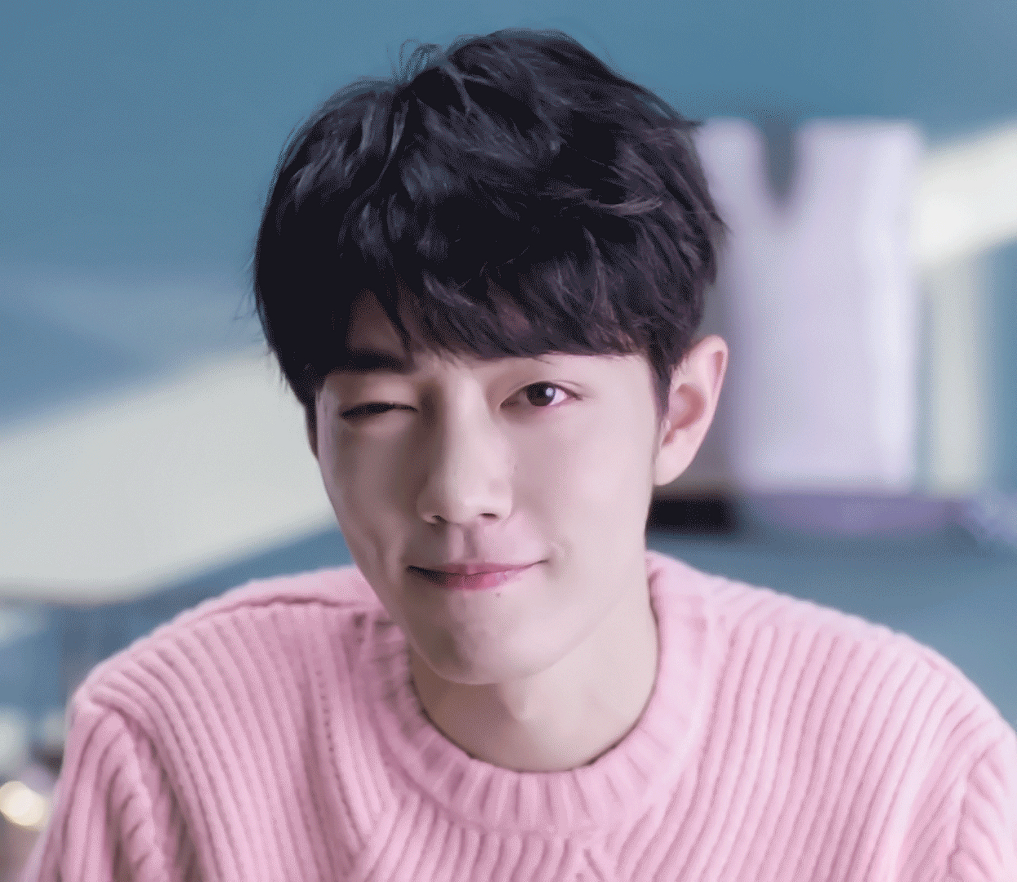 肖战wink ,啊啊心跳突然漏一拍!