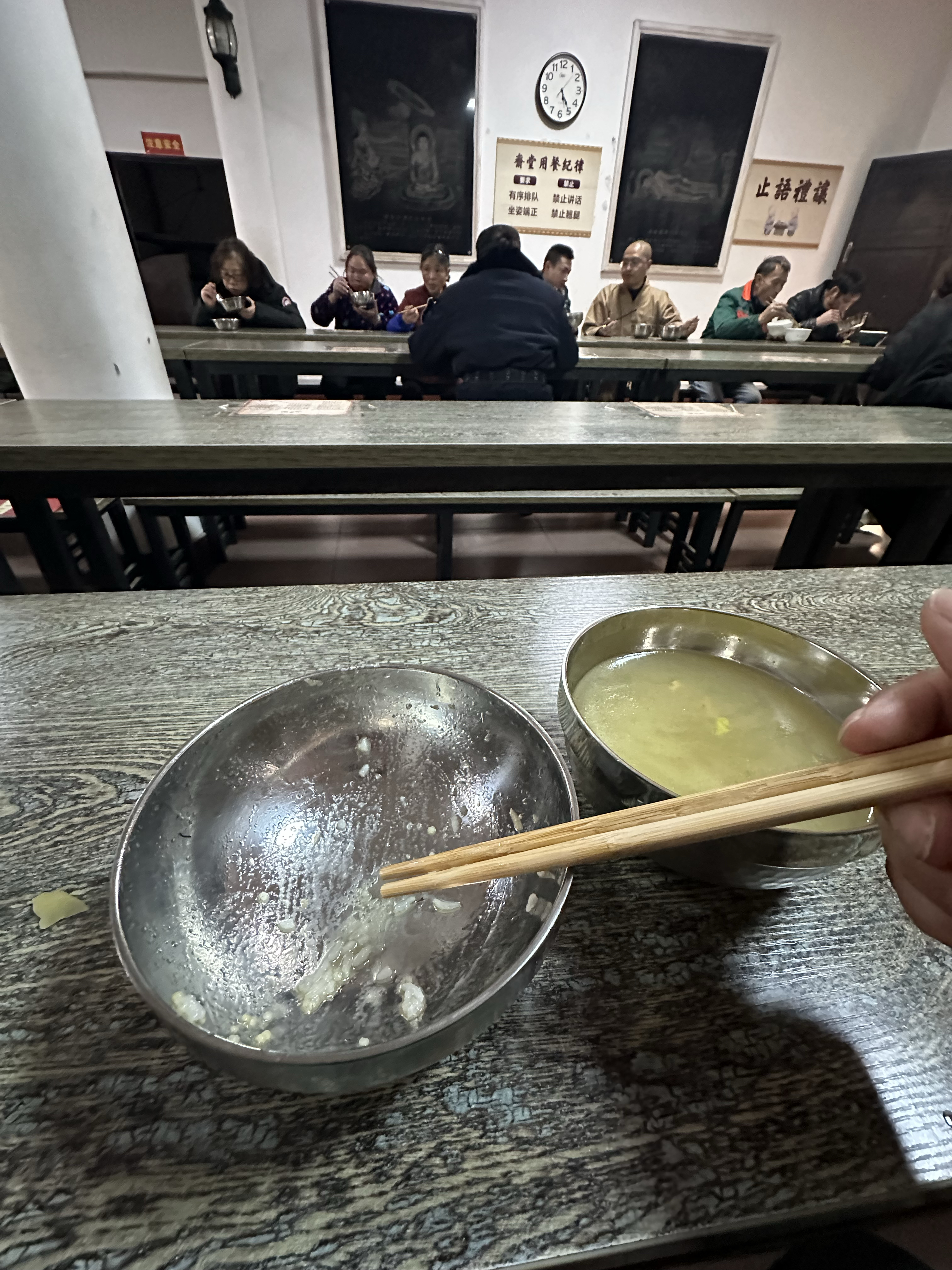 没想到啊,每天下午5点15分,华岩寺都是有斋实拍寺庙斋饭医院干部食堂