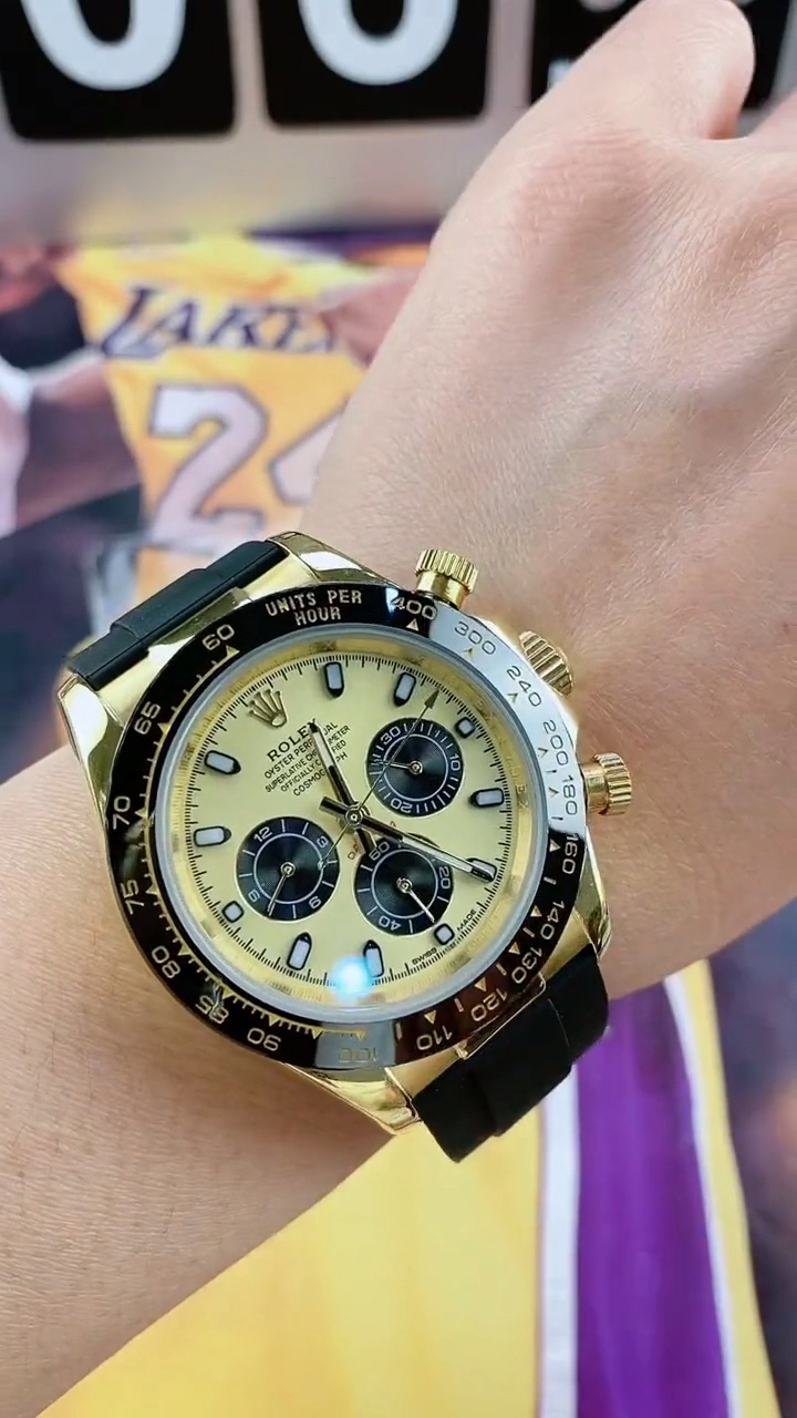 劳力士迪通拿系列金胶迪欣赏