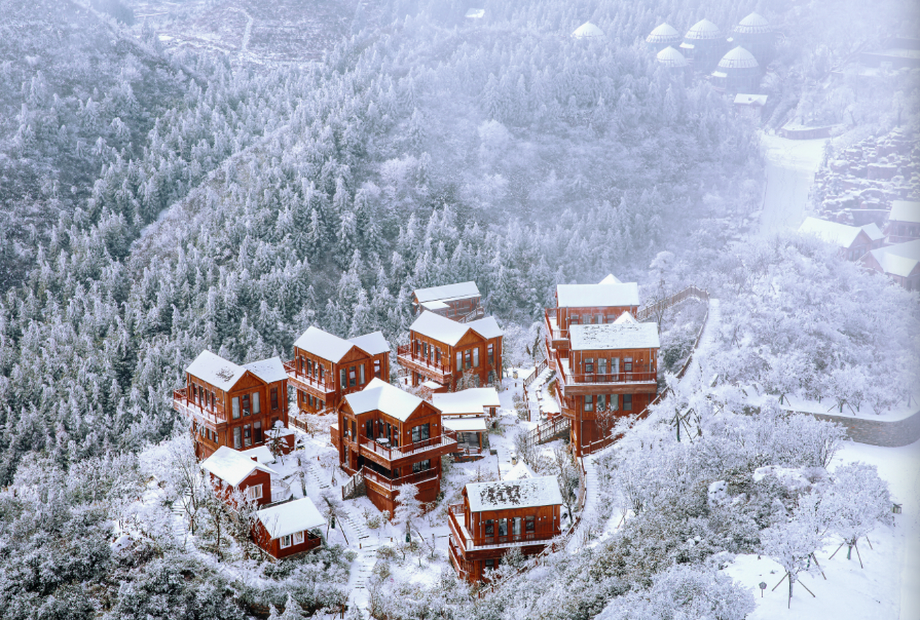 六盘水市梅花山滑雪场图片