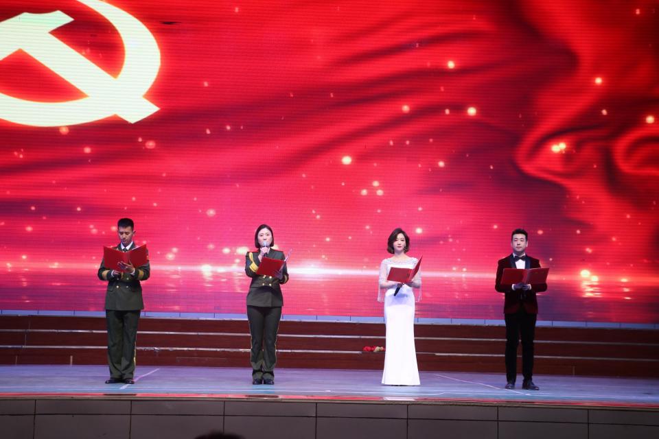 "文化活动进军营 双拥共建谱新篇" 2024迎新年文艺晚会举行