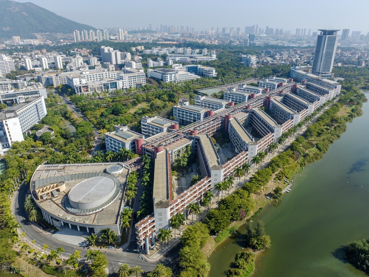 中国城市图鉴:华侨大学厦门校区航拍风景