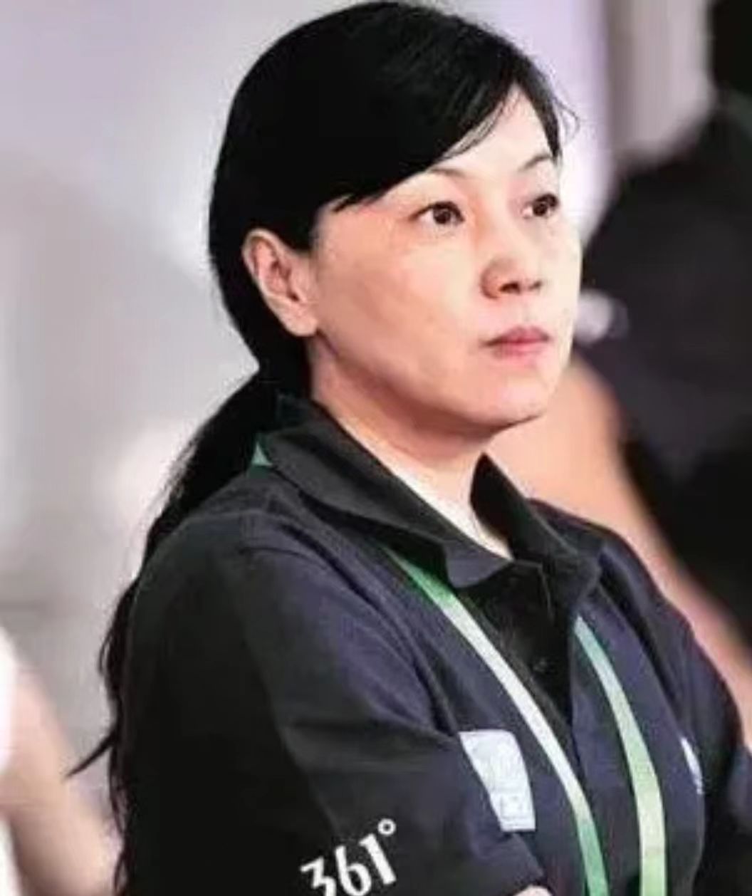 这是关于周继红的简介,她在中国跳水队担任了长达二十多年的领队