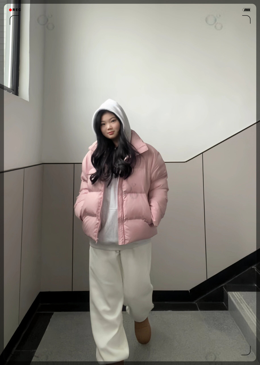 140斤微胖女大学生的纸片人穿搭  姐妹们,今天给大家分享一套真的又