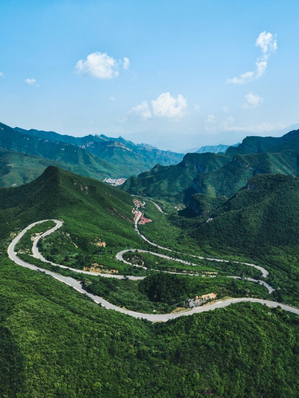 北京盘山公路图片