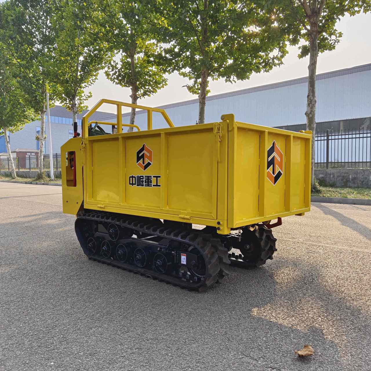 5吨履带运输车 个人一手转让 自用爬山虎 履带车 拉木材山地车 #山地