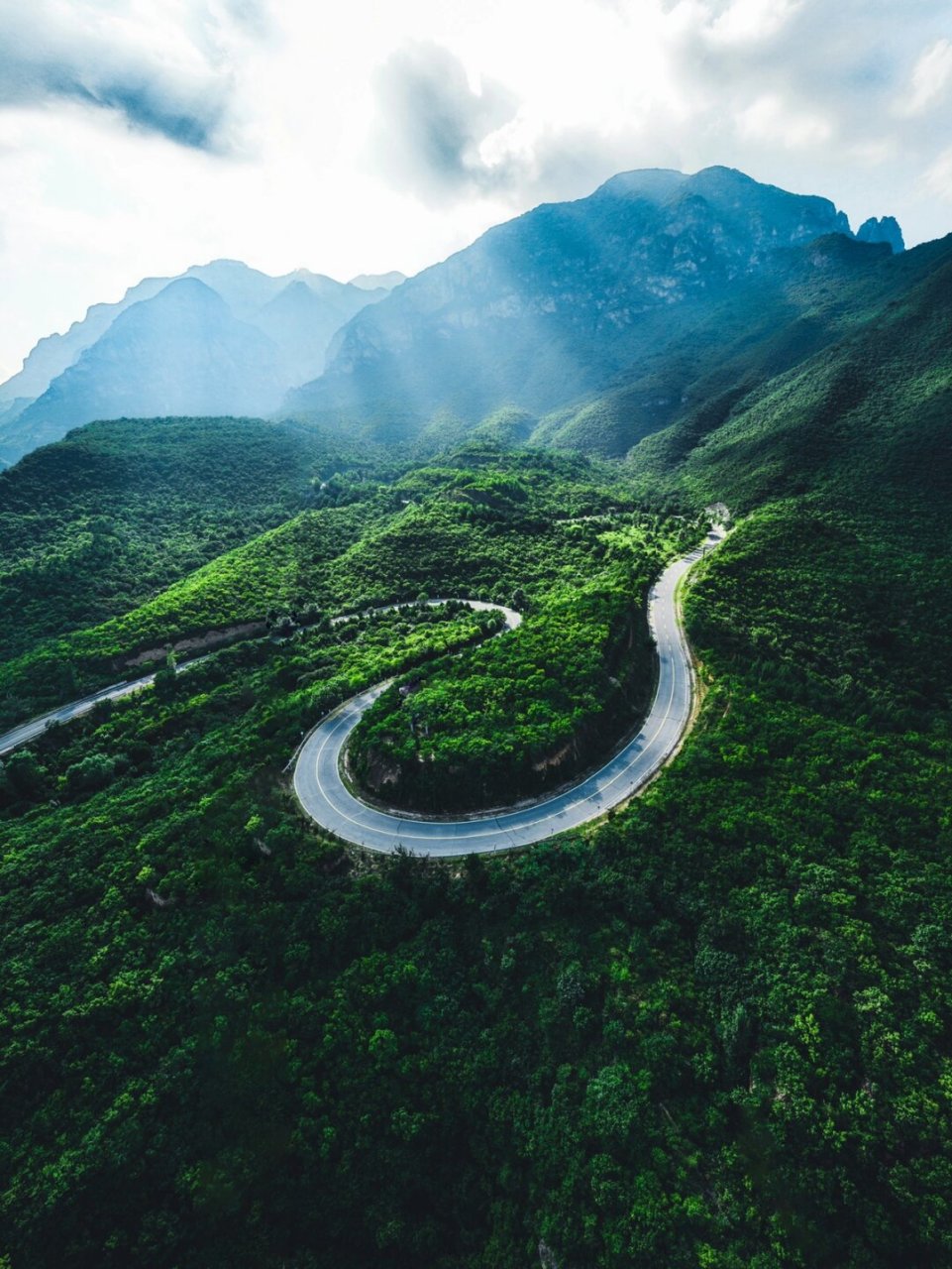 北京盘山公路图片