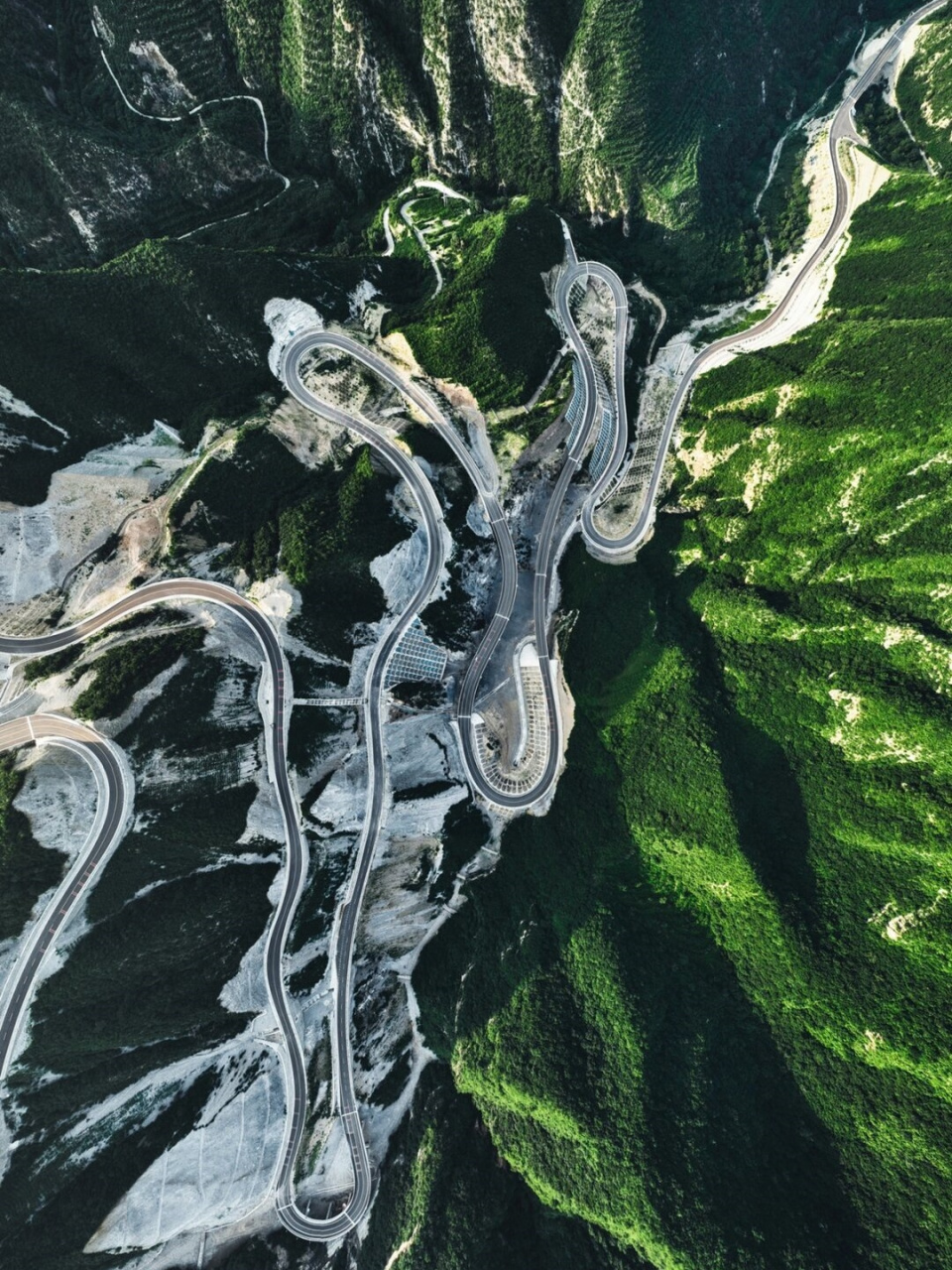 北京盘山公路图片