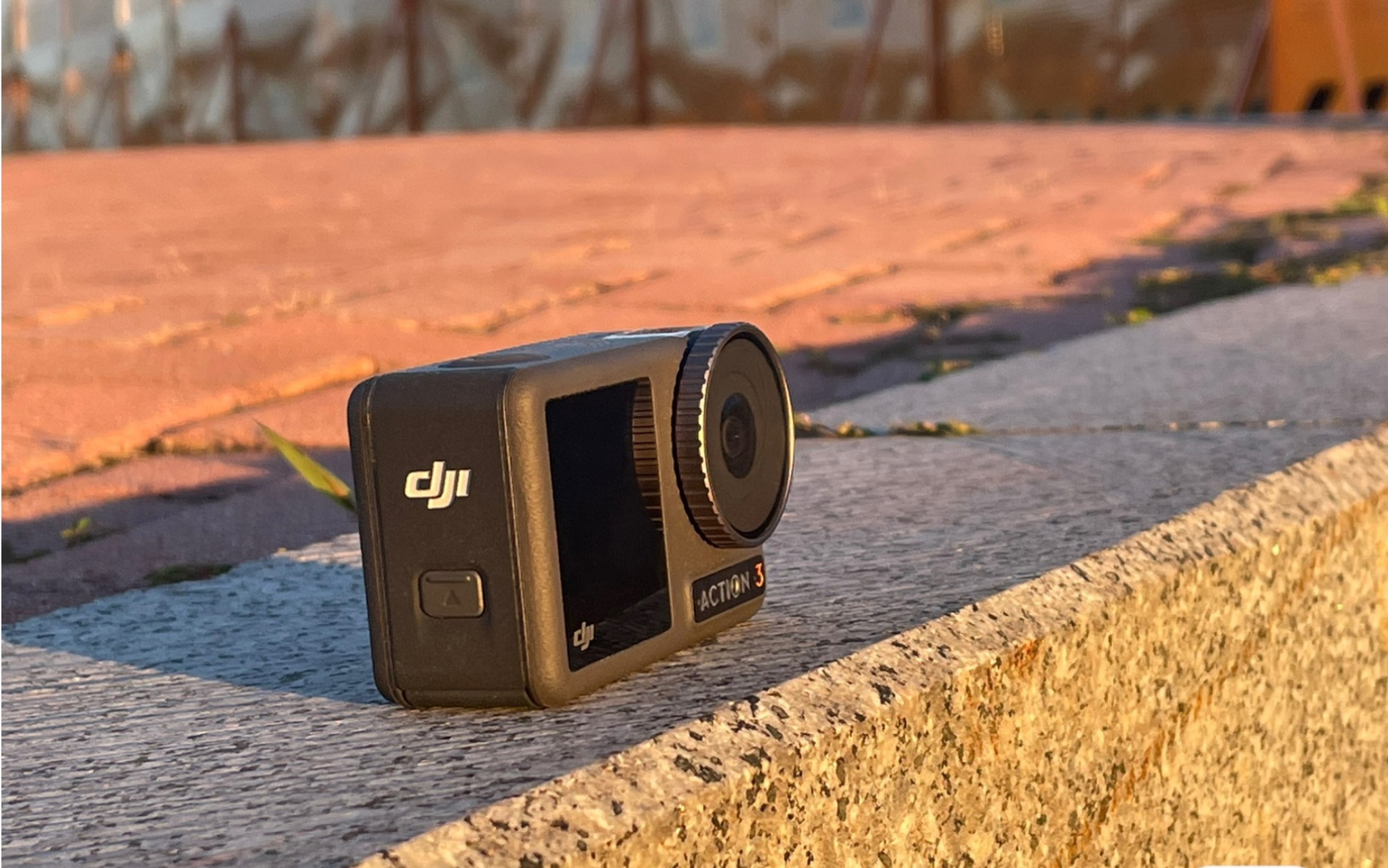 最近大疆dji osmo action 3运动相机价格直降500元,到手价格只有1799
