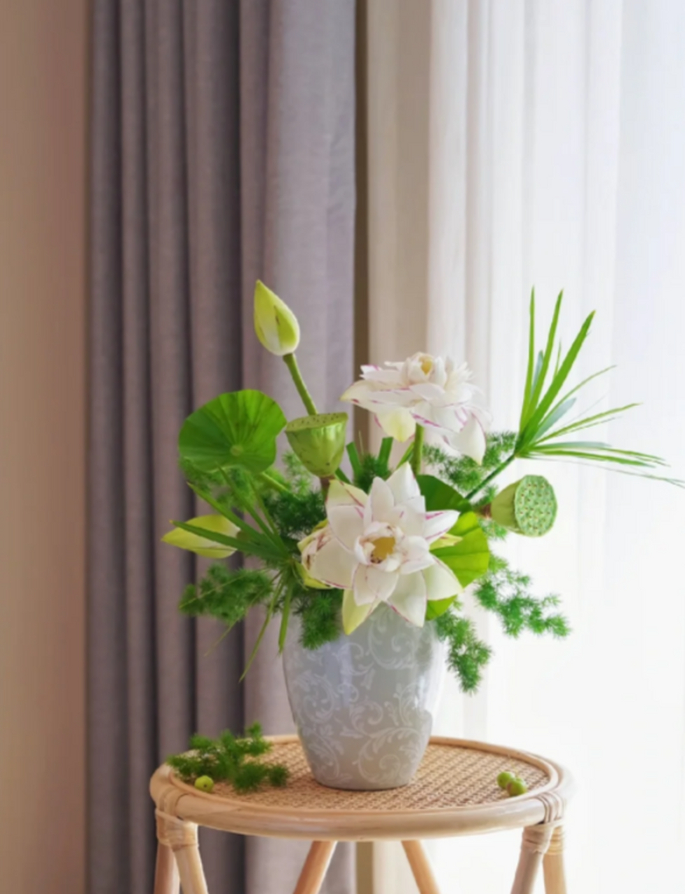 荷叶田田动清风,庭院深深夏色浓 分享一下最近的荷花插花合集 18张荷